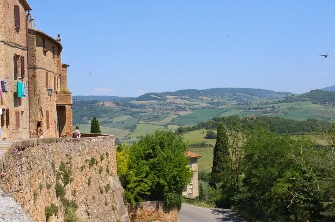Civita, Mittagessen im Weinberg & Pienza: Tagesausflug